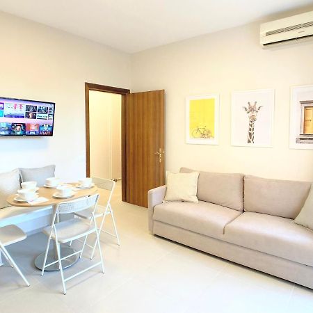 13 Eur For Monthly Stay - Home By The Sea - Hbs Golem  Dış mekan fotoğraf