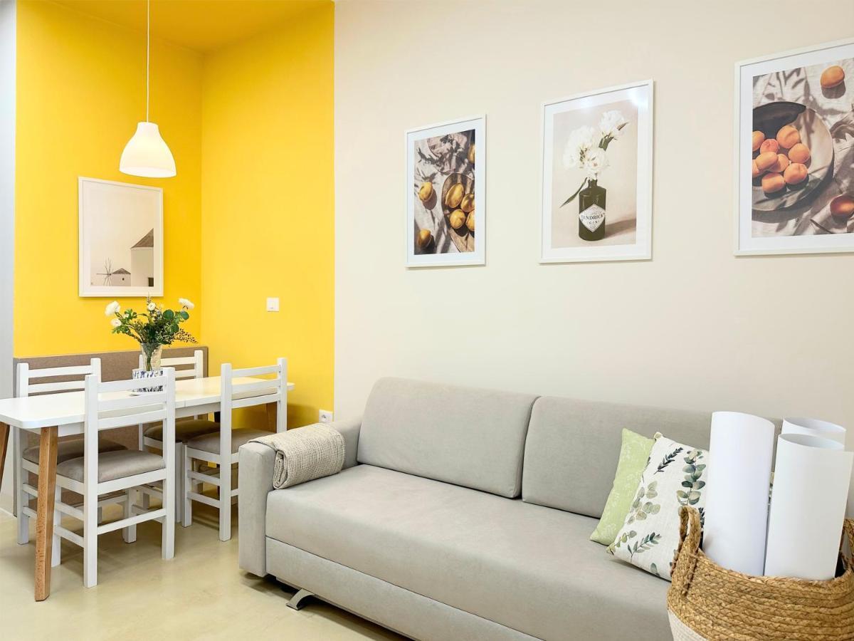 13 Eur For Monthly Stay - Home By The Sea - Hbs Golem  Dış mekan fotoğraf