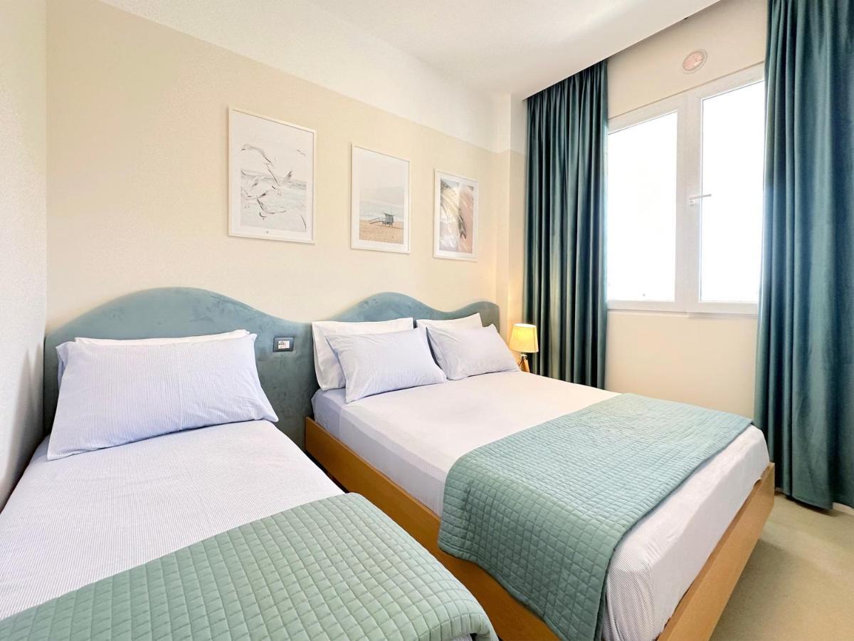 13 Eur For Monthly Stay - Home By The Sea - Hbs Golem  Dış mekan fotoğraf