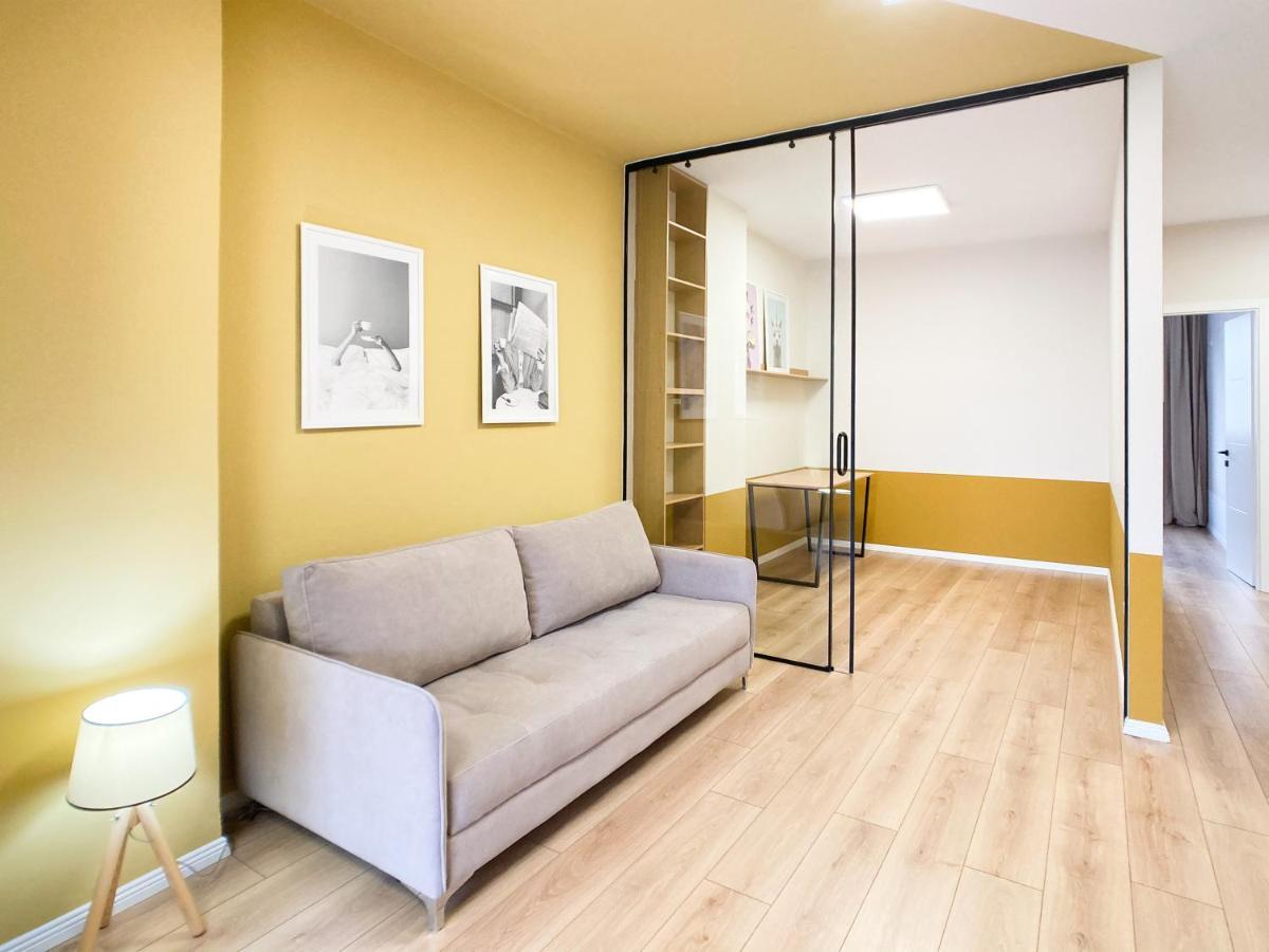 13 Eur For Monthly Stay - Home By The Sea - Hbs Golem  Dış mekan fotoğraf