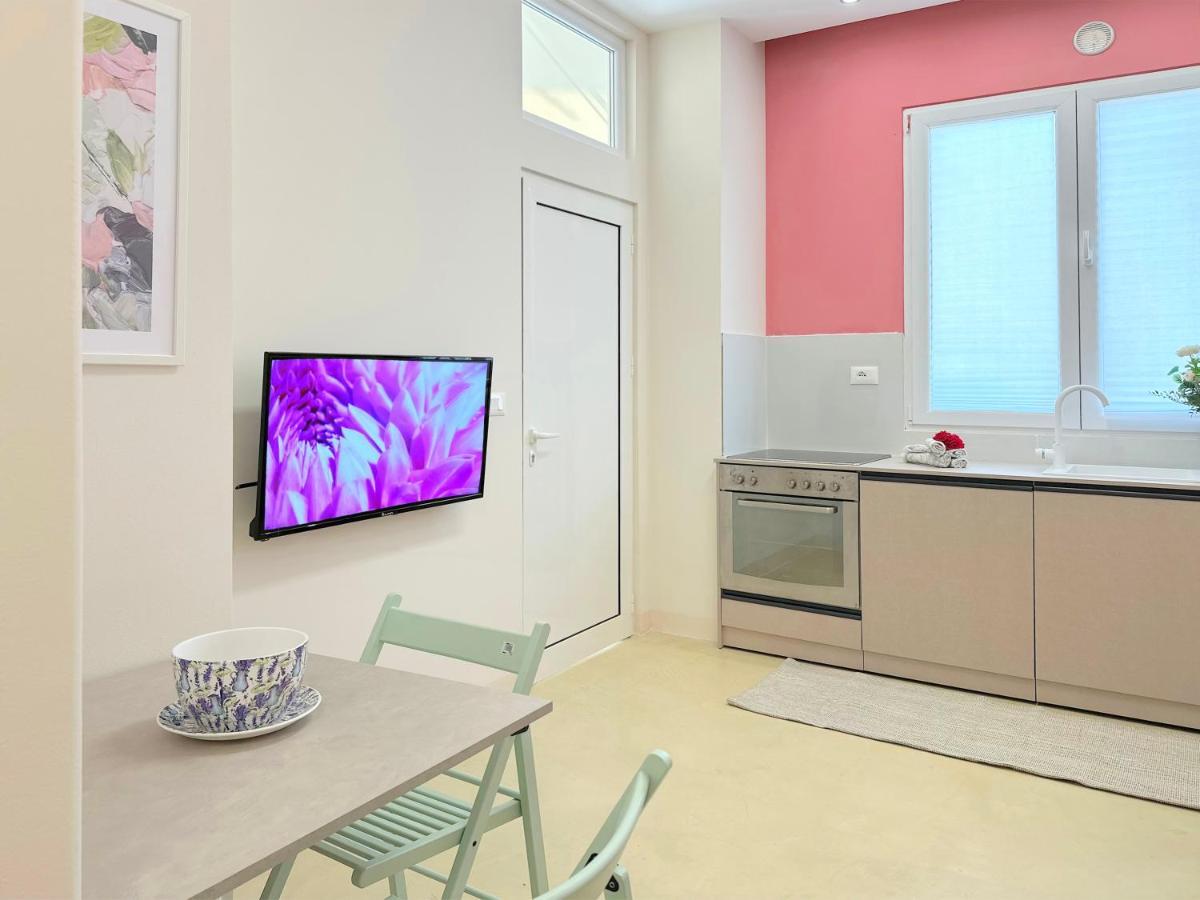 13 Eur For Monthly Stay - Home By The Sea - Hbs Golem  Dış mekan fotoğraf