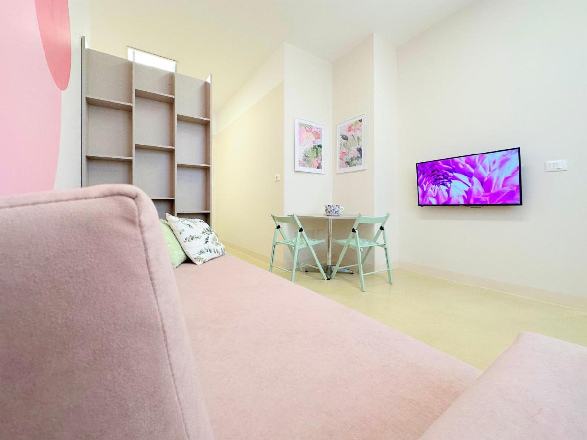 13 Eur For Monthly Stay - Home By The Sea - Hbs Golem  Dış mekan fotoğraf
